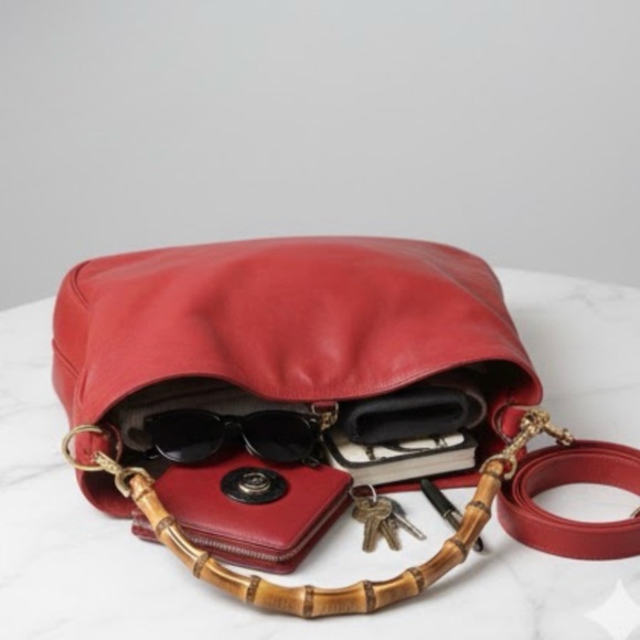 Gucci Vintage Bundle 2 Way Red Leather Handbag and Wallet - Picture 3 of 16